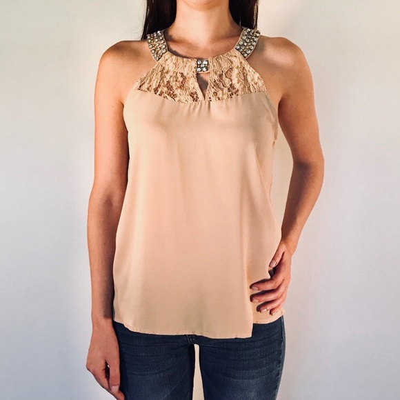 Angela Fashion - Lace and Jewel Embellished Top - Picture 2 of 6